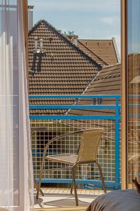 Roomy Apartment 80Sqm At City Center Free Parking Space, Ac & Balcony Budapest Eksteriør billede