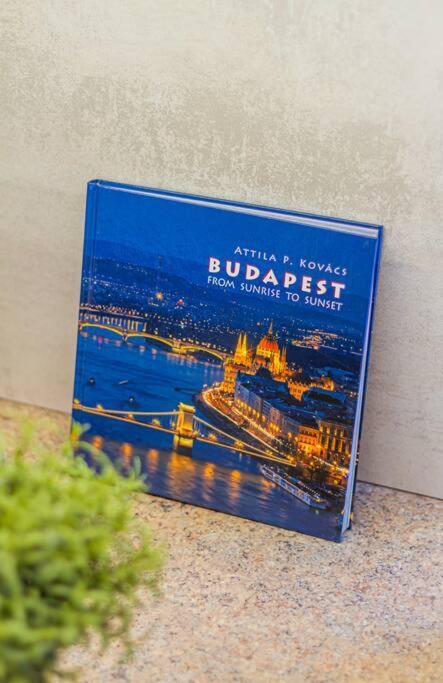 Roomy Apartment 80Sqm At City Center Free Parking Space, Ac & Balcony Budapest Eksteriør billede